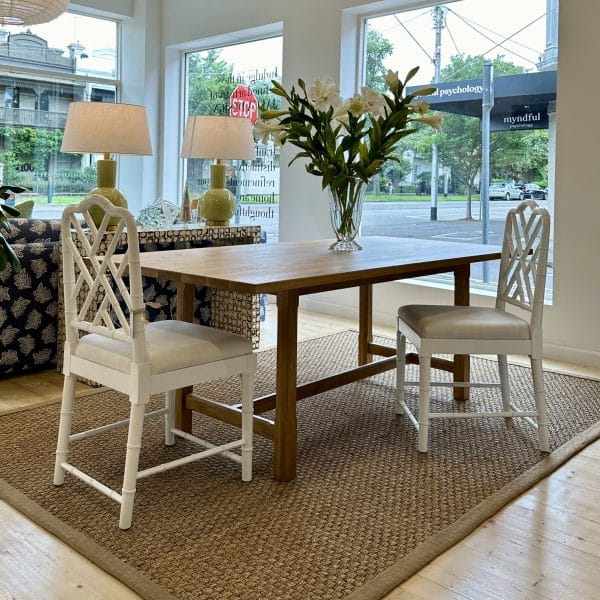 Trex Dining Table Oak Detail 3