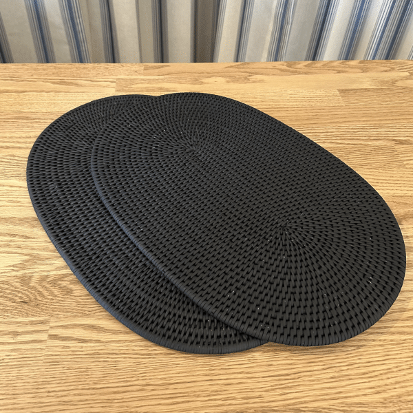 JACKA DESIGN - Cove Oval Placemat Black Set of 2 2