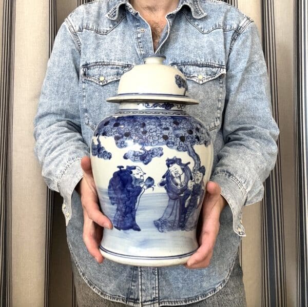 JACKA DESIGN - Decor Dynasty Ginger Jar - Image 3