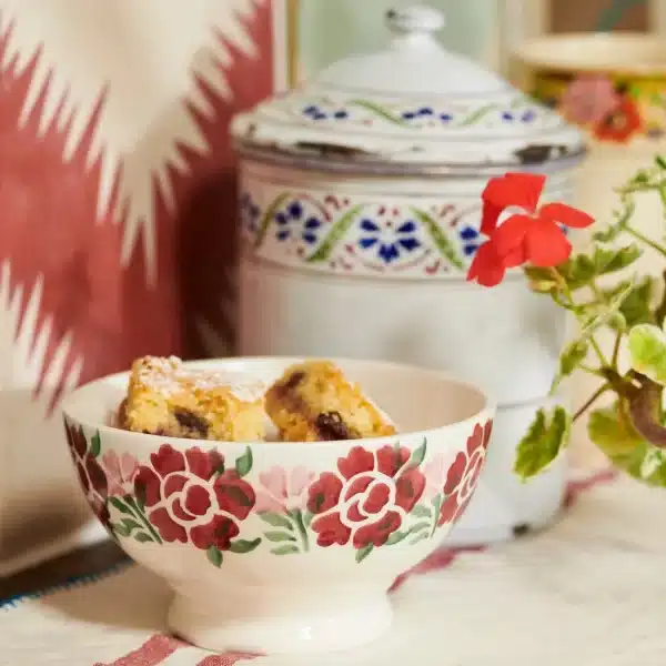 Emma Bridgewater - Spongeware Garden Antique Roses French Bowl - Image 2