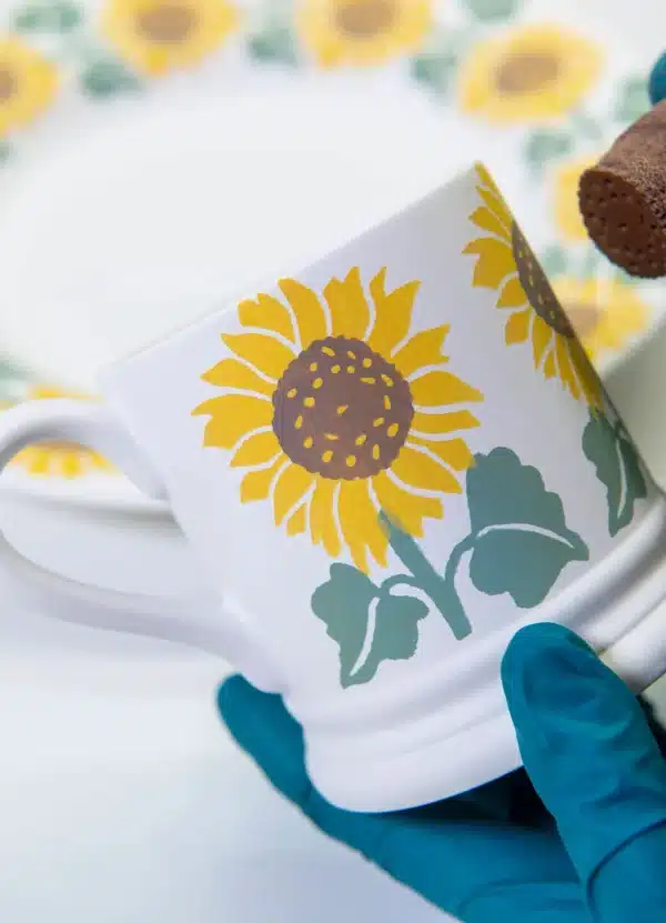 Emma Bridgewater - Spongeware Mug Flowers Sunflower - Image 3