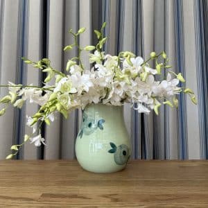 BLOSSOM - JACKA DESIGN By Robert Gordon - Bulb Vase in Peppermint