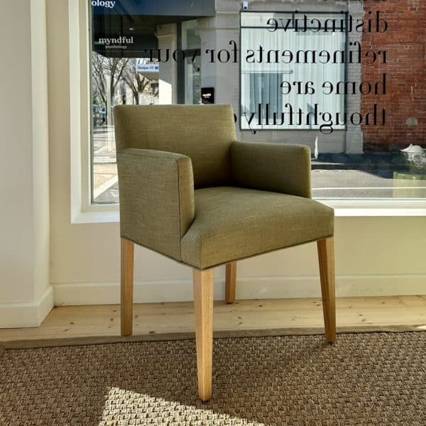 JACKA DESIGN - April Chair
