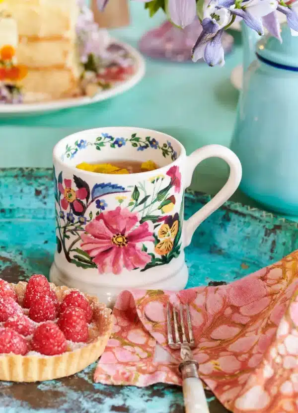 Emma Bridgewater - Garden Flowers 1/2 Pint Mug - Image 2