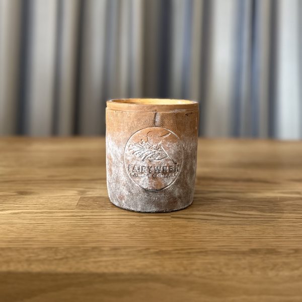 WREN - Candle 65h - Lime & Sandalwood