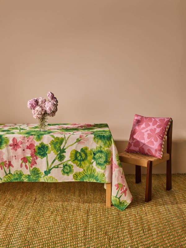Bonnie & Neil - Tablecloth Geraniums - Image 2