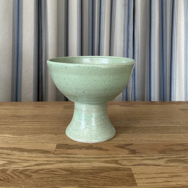 JACKA DESIGN - Footed Bowl - Pear
