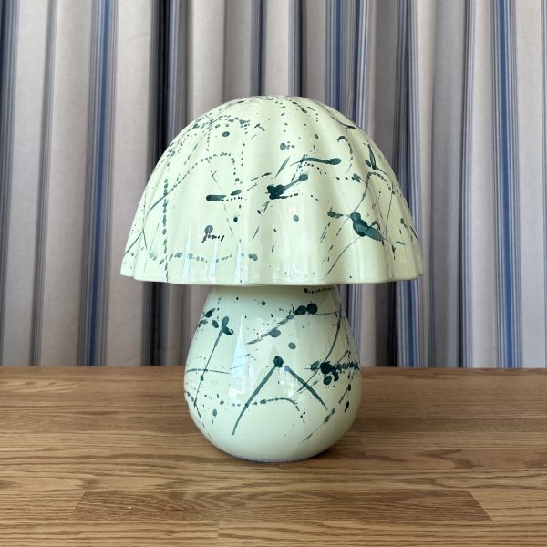 JACKA DESIGN By Robert Gordon – WINK Lamp in Peppermint