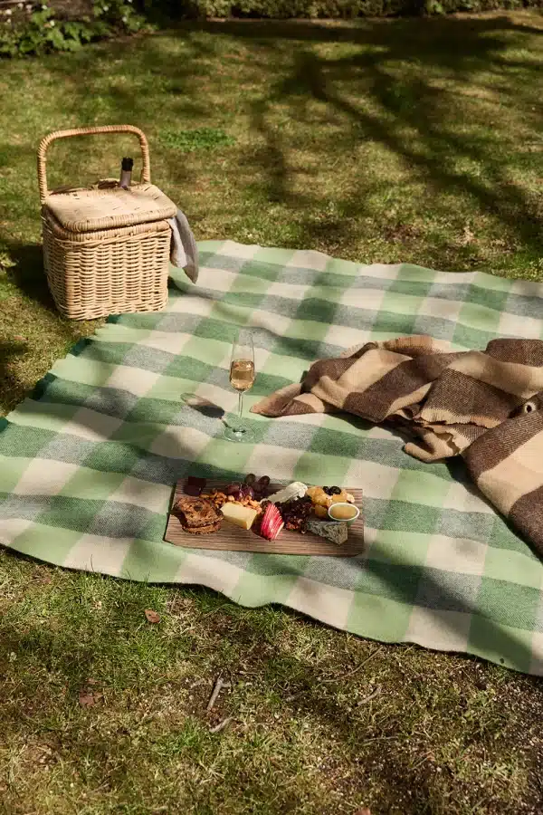 Waverley Mills - Traditional Check Picnic Rug in Acacia Green - Image 4