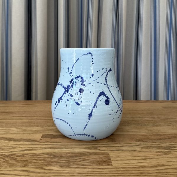 JACKA DESIGN By Robert Gordon - Bulb Vase in Seaspray