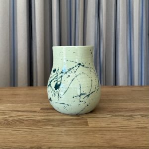 JACKA DESIGN By Robert Gordon - Bulb Vase in Peppermint