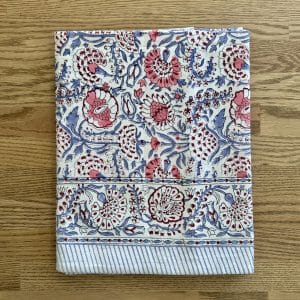 JACKA DESIGN - Tablecloth Pink Blooms