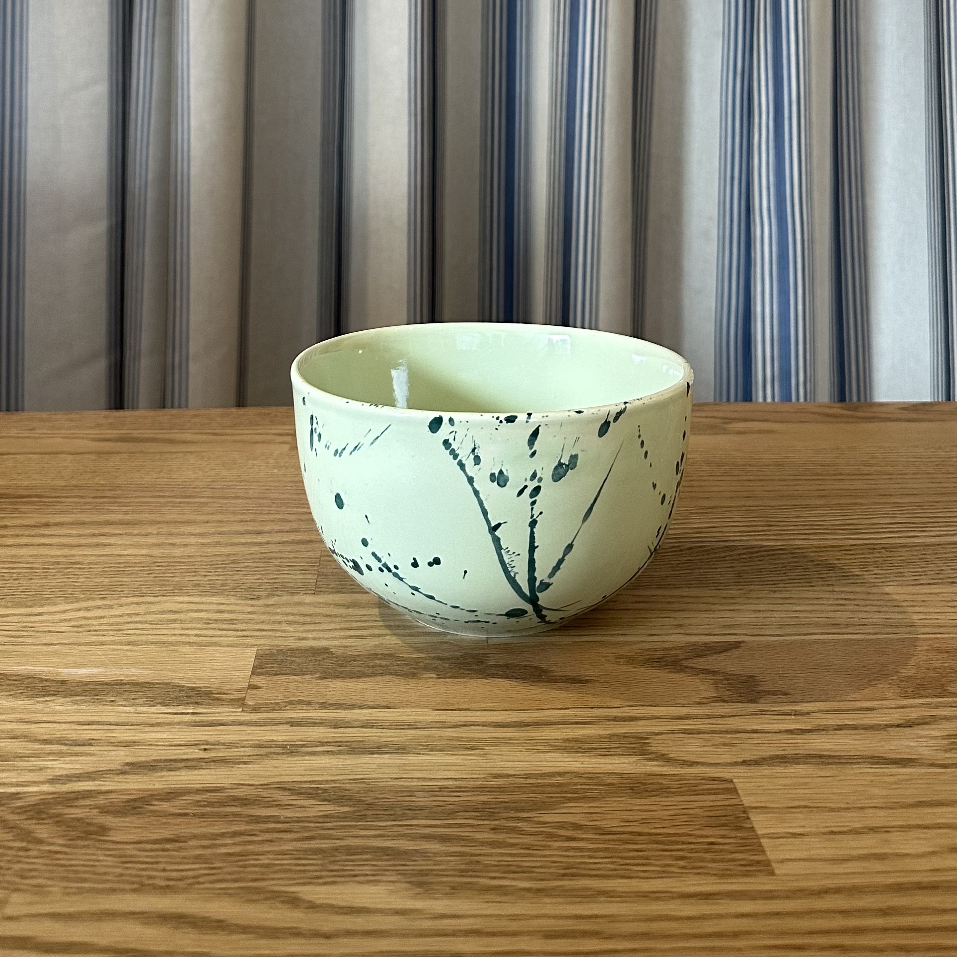 JACKA DESIGN By Robert Gordon - Home Bowl in Peppermint