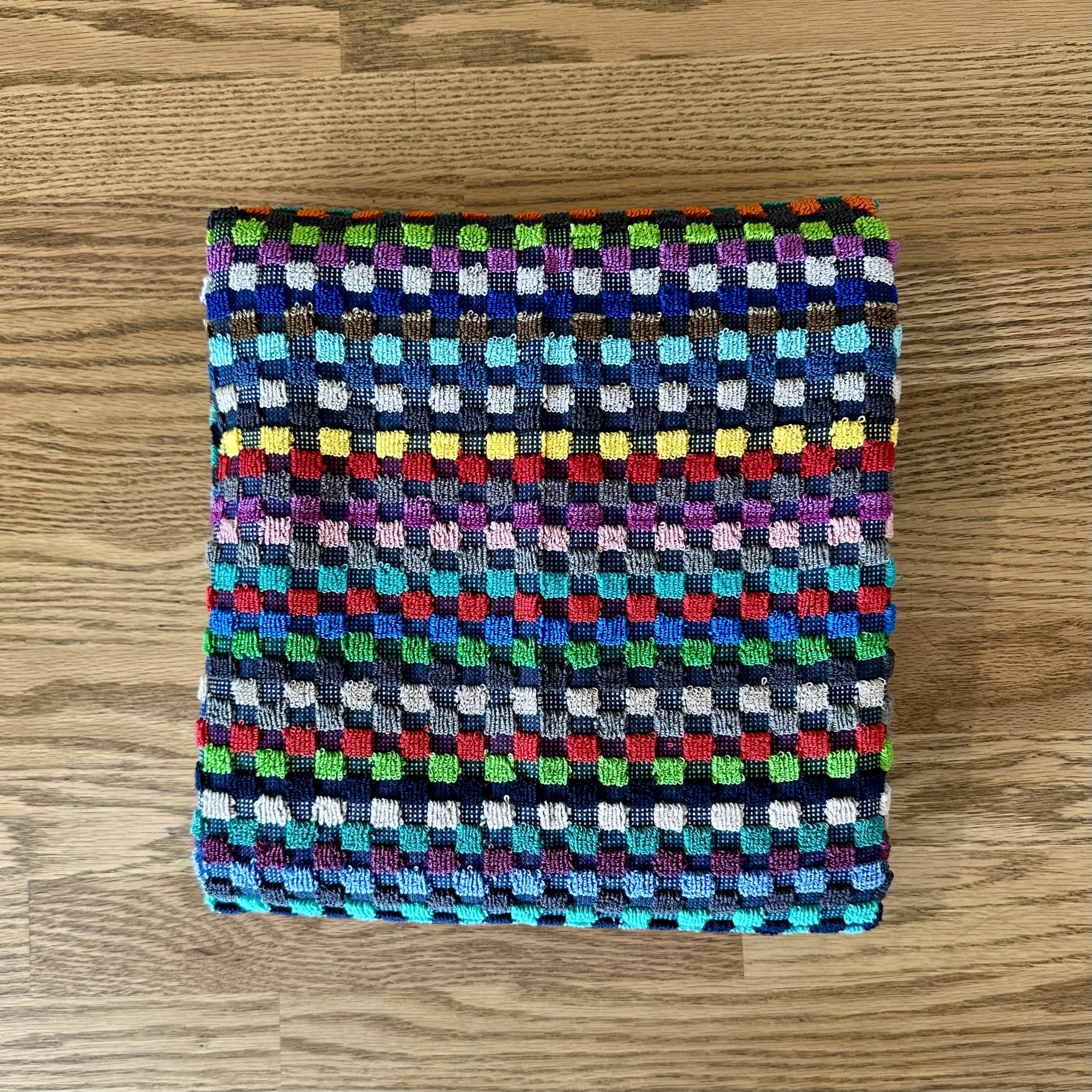 JACKA DESIGN - Check Bath Towel - 80cm x 150 cm