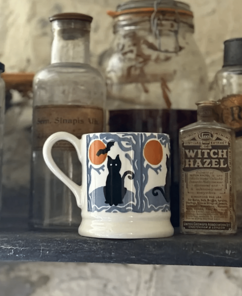 Emma Bridgewater - Spongeware Mug Black Cats - Image 2