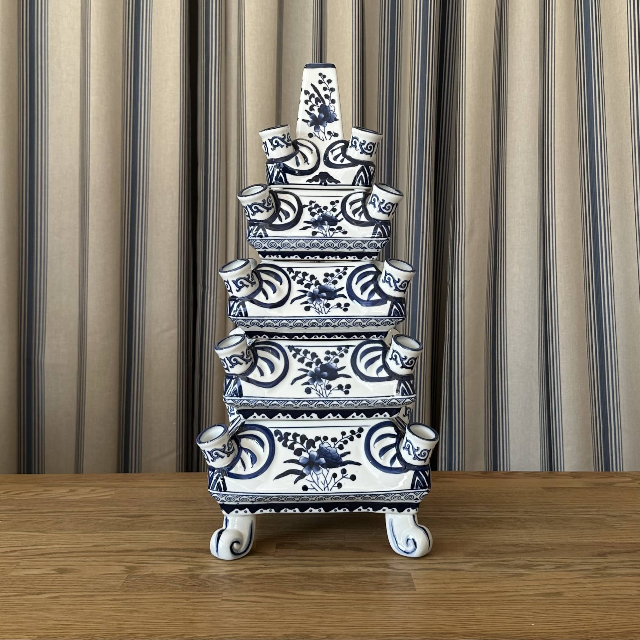 Klevering - Delftware Tulip Pyramid Tower - Image 2
